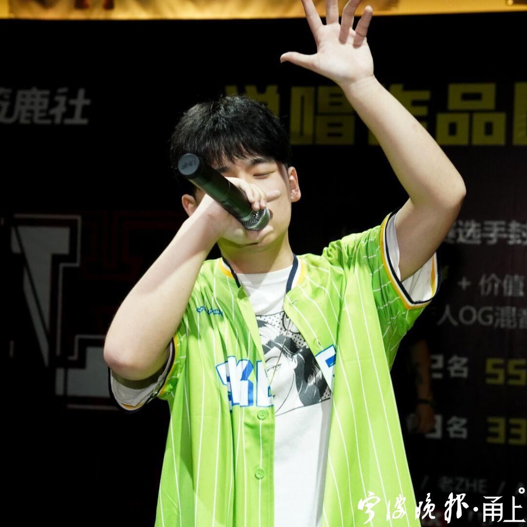 罗豪对话本土新锐嘻哈组合恰恰联盟