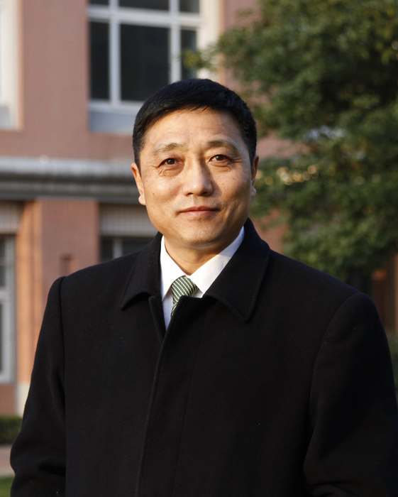 大江走笔从牧羊人到李焕英我们的心灵在寻找什么