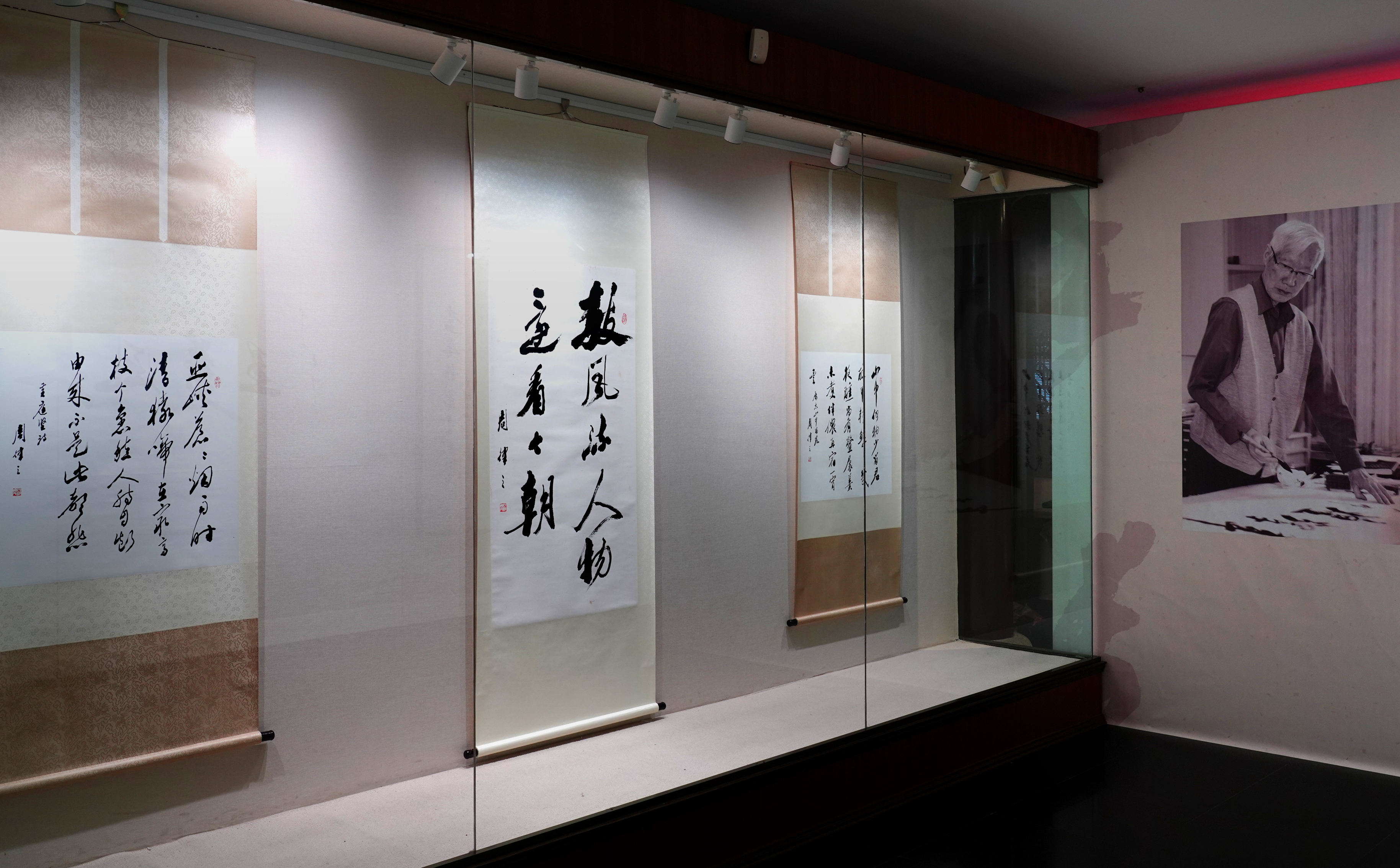 宁波著名书法家,老报人周律之先生逝世