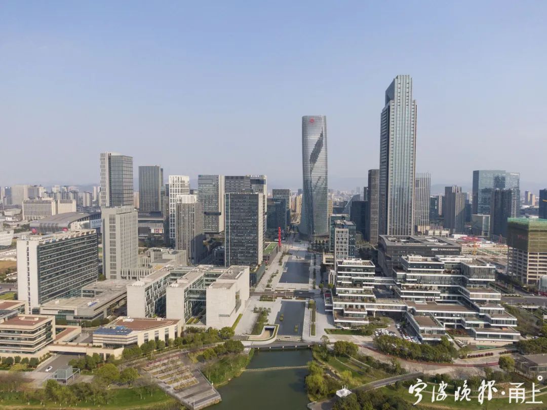 鄞州钟公庙街道金家漕社区不光赠送万达影院的电影票,还配套送爆米