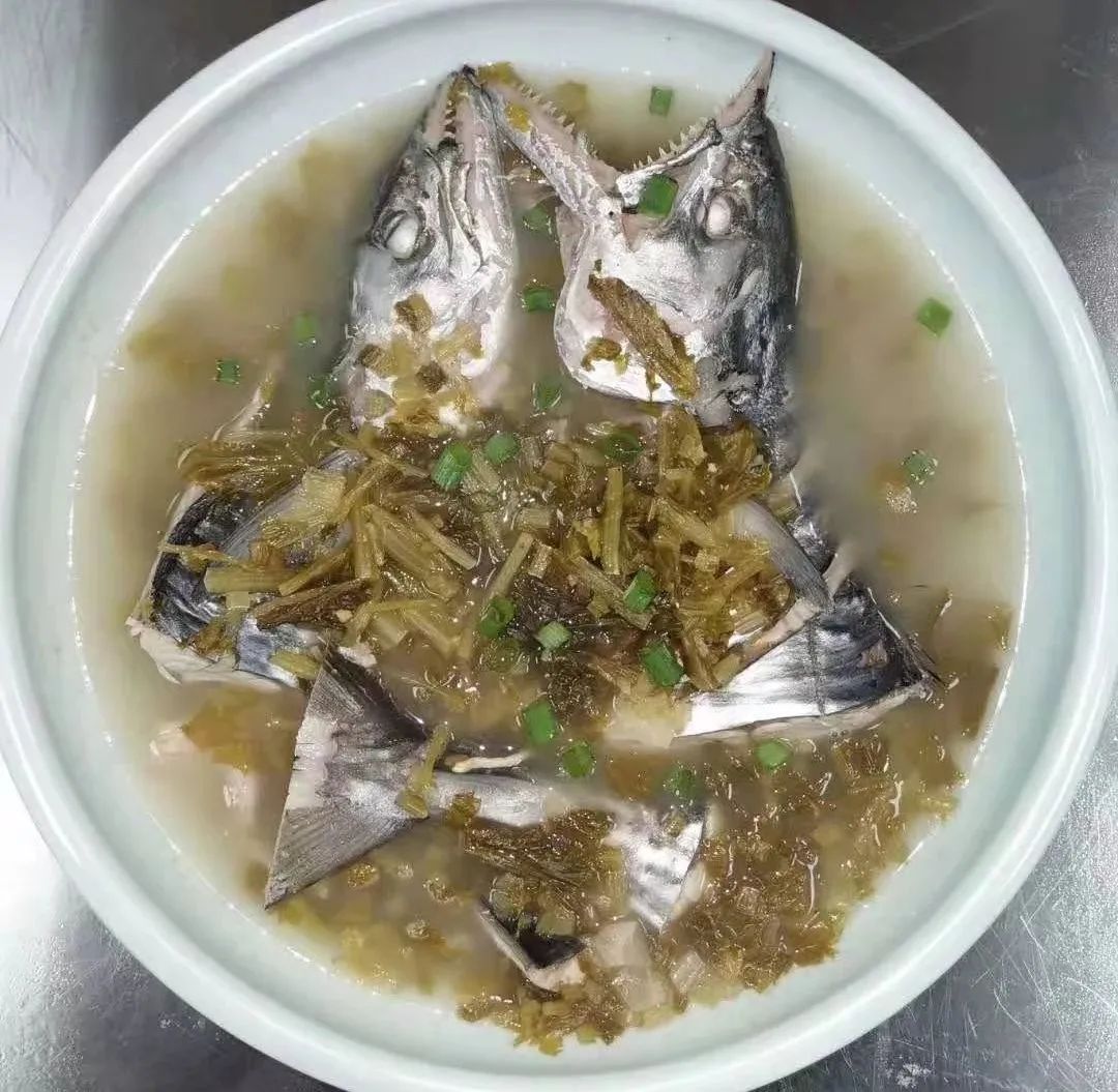 宁波人最爱吃的蓝点马鲛鱼(川乌)上市了!怎么挑怎么吃?速看