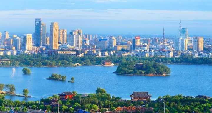 感悟思想伟力 汲取奋进力量 社科理论界专家交流探讨《习近平在浙江》采访实录 