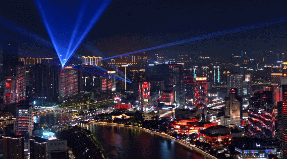 镰刀和锤最终交汇成金色党徽 照亮四明大地,五湖四海,胜利会来, 那些