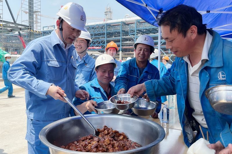 “三为”最佳实践案例 | 镇海炼化公司：实施“三大工程”用心用情用力办实事