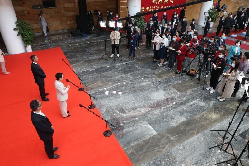 两会好声音丨“代表通道”开启，甬上记者现场对话人大代表：亚运会将给宁波带来什么变化？