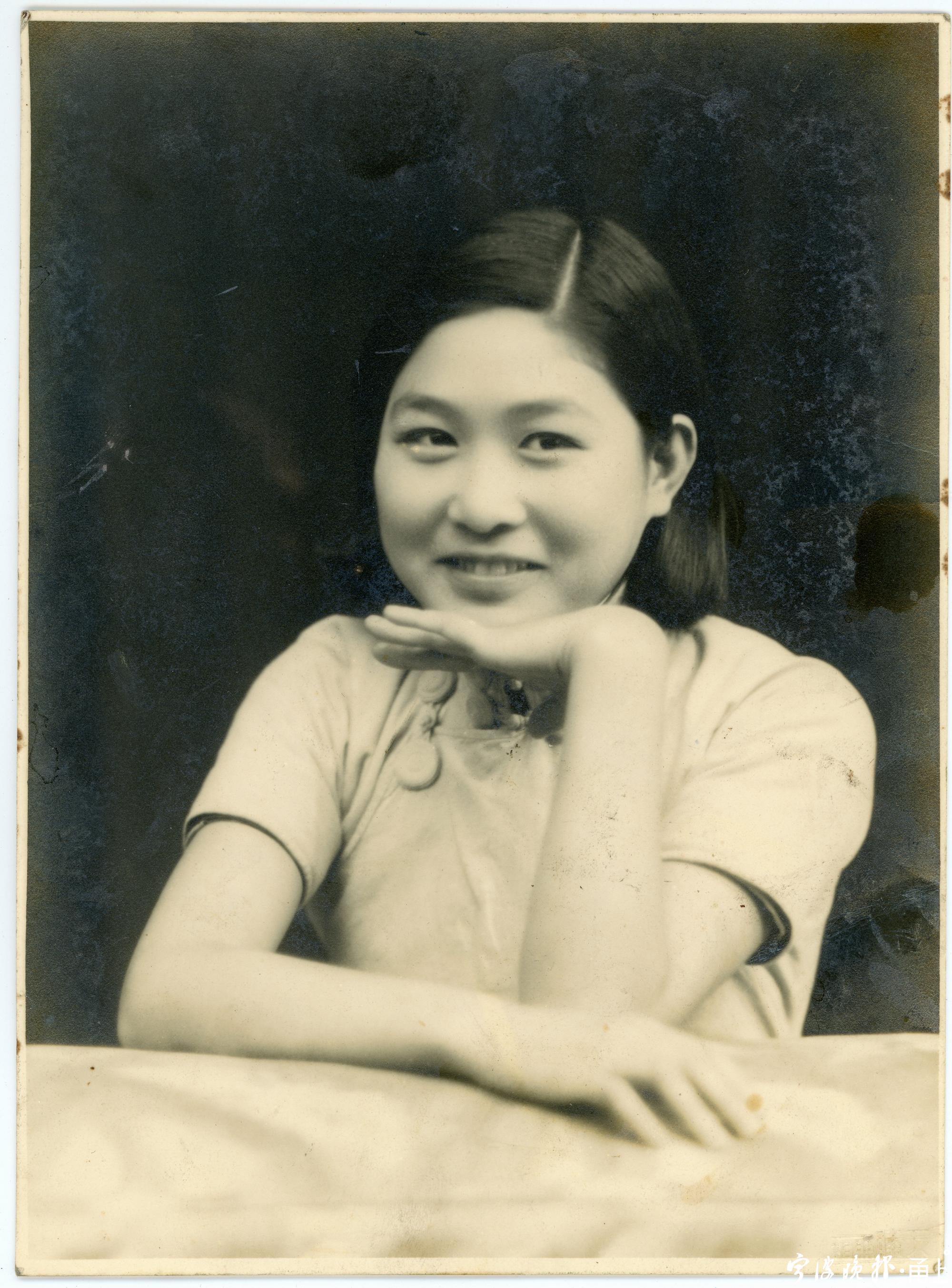 水银| 甬上旧影:老照片里的宁波女性