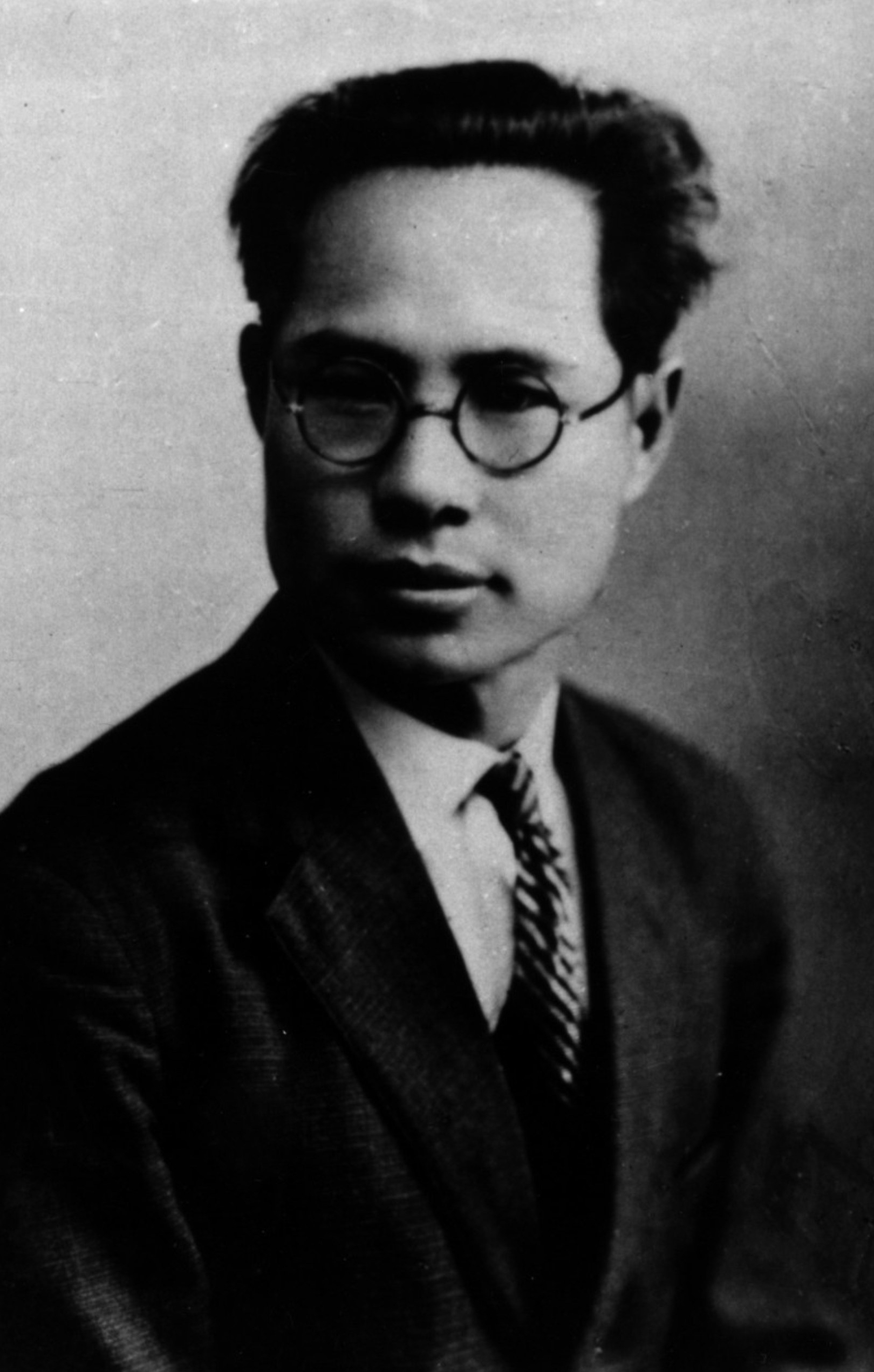 张秋人(1898-1928,浙江诸暨人.